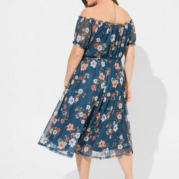 Torrid cold‎ should floral dress size 6xl - Picture 2 of 10